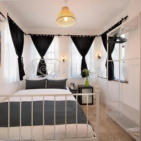 Hotel Saye 'simple Room' Kaleici&oldtown
